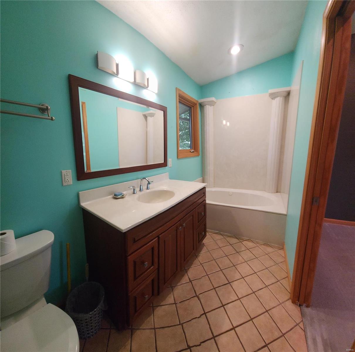 7806 Runyon Road Edwardsville, IL 62025 - Photo 7 of 28