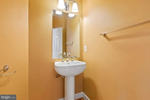 $4,000 | 8633 Wales Court, Gainesville, VA 20155