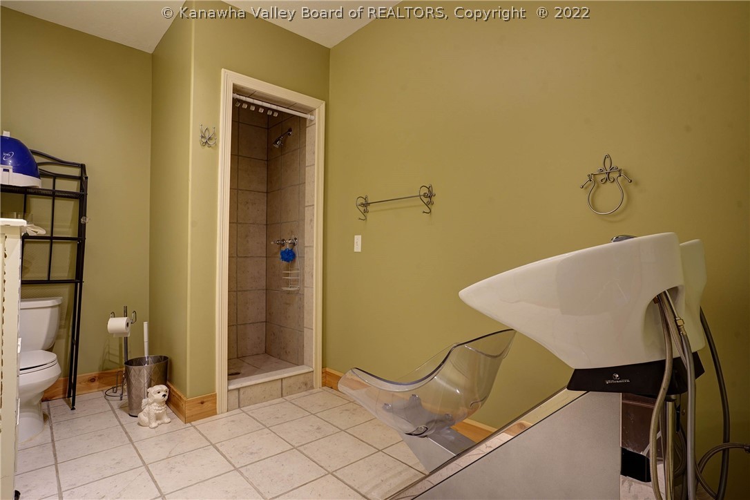 147 Newcomer Road South Charleston, WV 25309 - Photo 42 of 50 Gallery Image 42