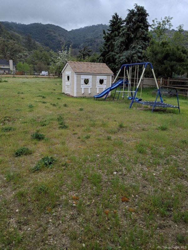 23070 Homestead Way Tehachapi, CA 93561 - Photo 28 of 30 Gallery Image 28