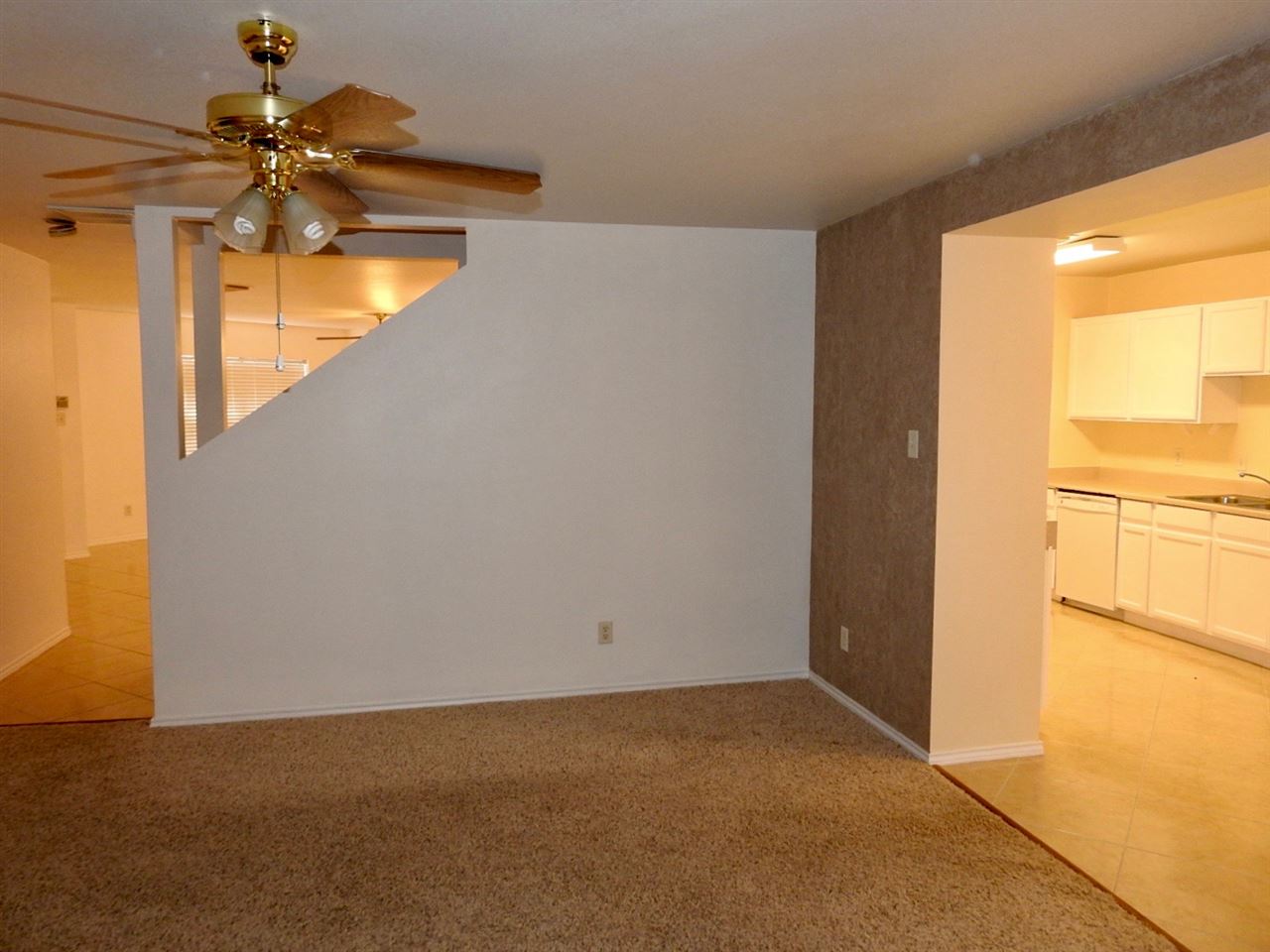 3247 St Kathryn Loop Laredo, TX 78046 - Photo 5 of 20 Gallery Image 5