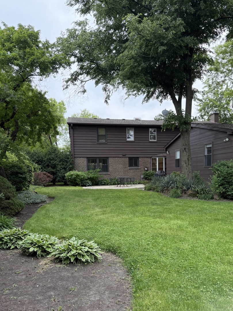3724 Winnetka Road Glenview, IL 60026 - Photo 2 of 5