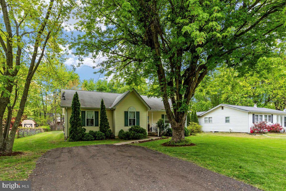 631 Old Love Point Road Stevensville, MD 21666 - Photo 4 of 34 Gallery Image 4