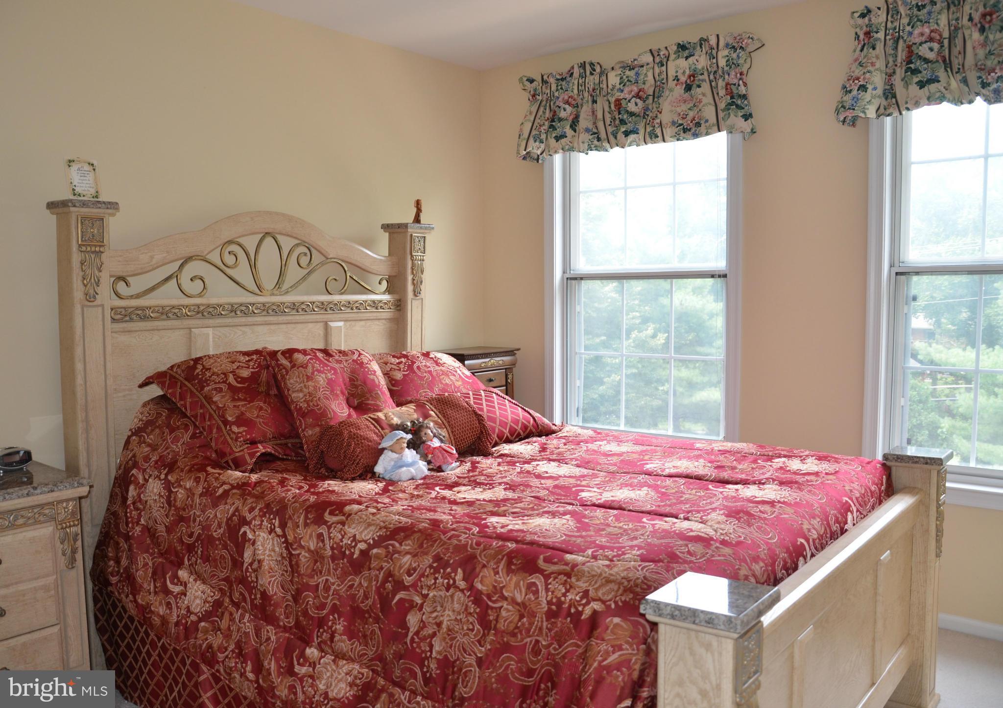 6508 Milva Lane Springfield, VA 22150 - Photo 12 of 22 Bedroom 2