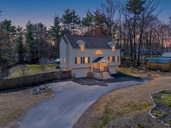 $625,000 | 158 Tina Drive, Pembroke, NH 03275