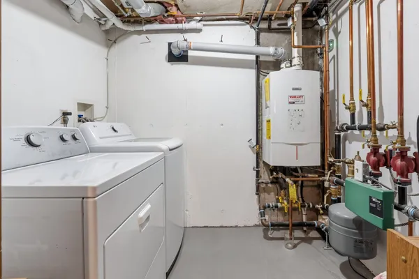 $625,000 | 158 Tina Drive, Pembroke, NH 03275