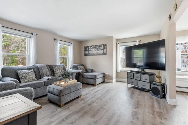 $625,000 | 158 Tina Drive, Pembroke, NH 03275