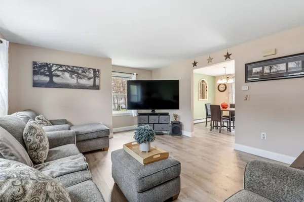 $625,000 | 158 Tina Drive, Pembroke, NH 03275