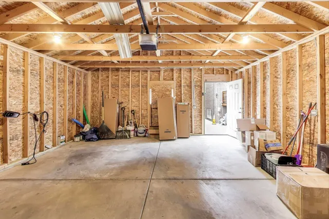 $899,900 | 1045 West 34th Place, Chicago, IL 60608