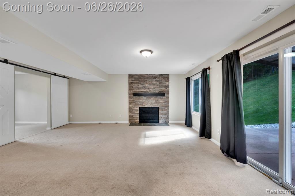 126 Eagle Ridge Road Lake Orion, MI 48360 - Photo 19 of 29