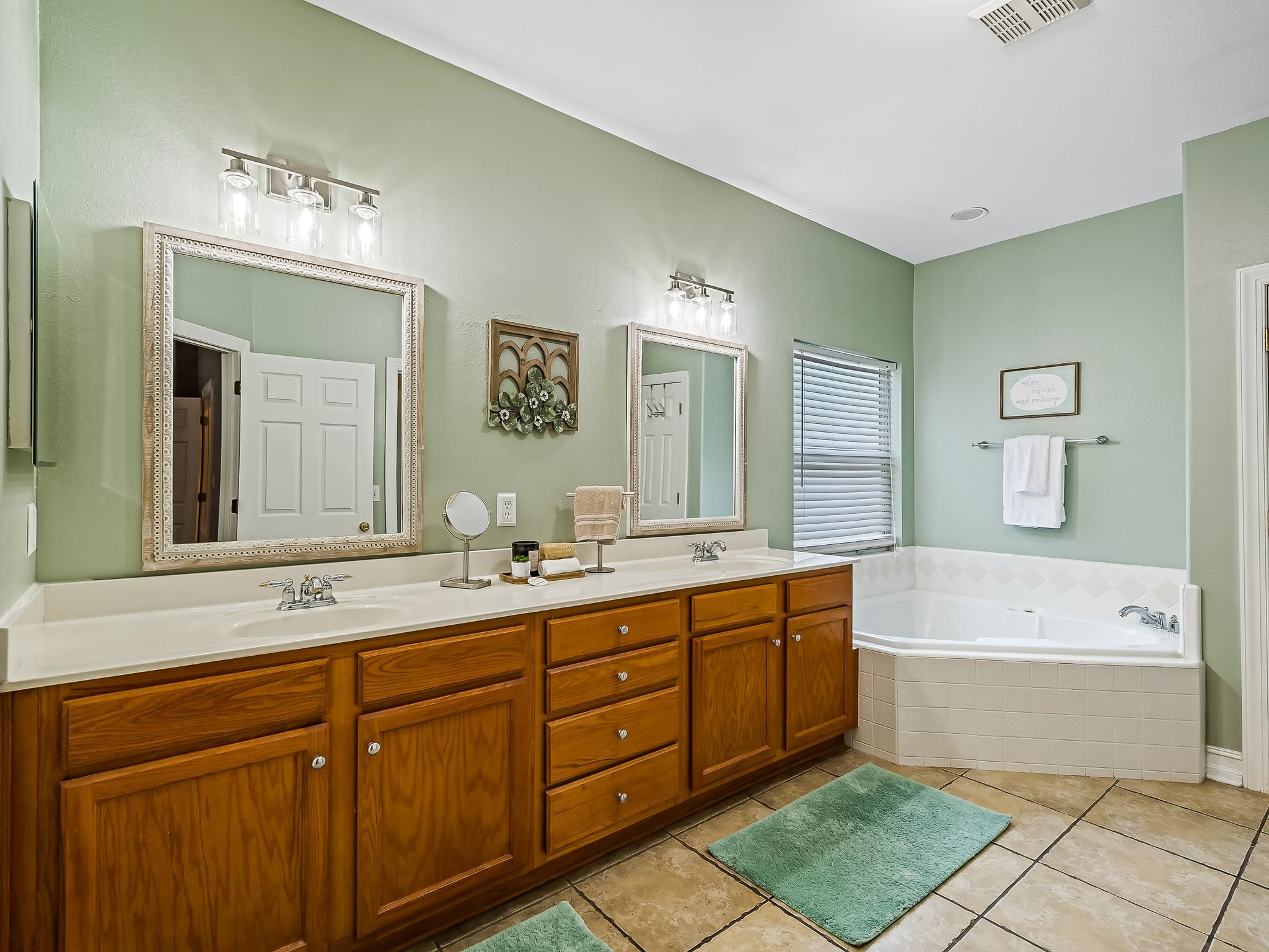 190 Revell Road Crawfordville, FL 32327 - Photo 4 of 34 Gallery Image 4