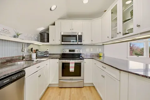 $985,000 | 35 Wild Cherry Drive, Little Compton, RI 02837