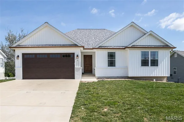 $365,000 | 5 Burning Bush Court, Troy, MO 63379