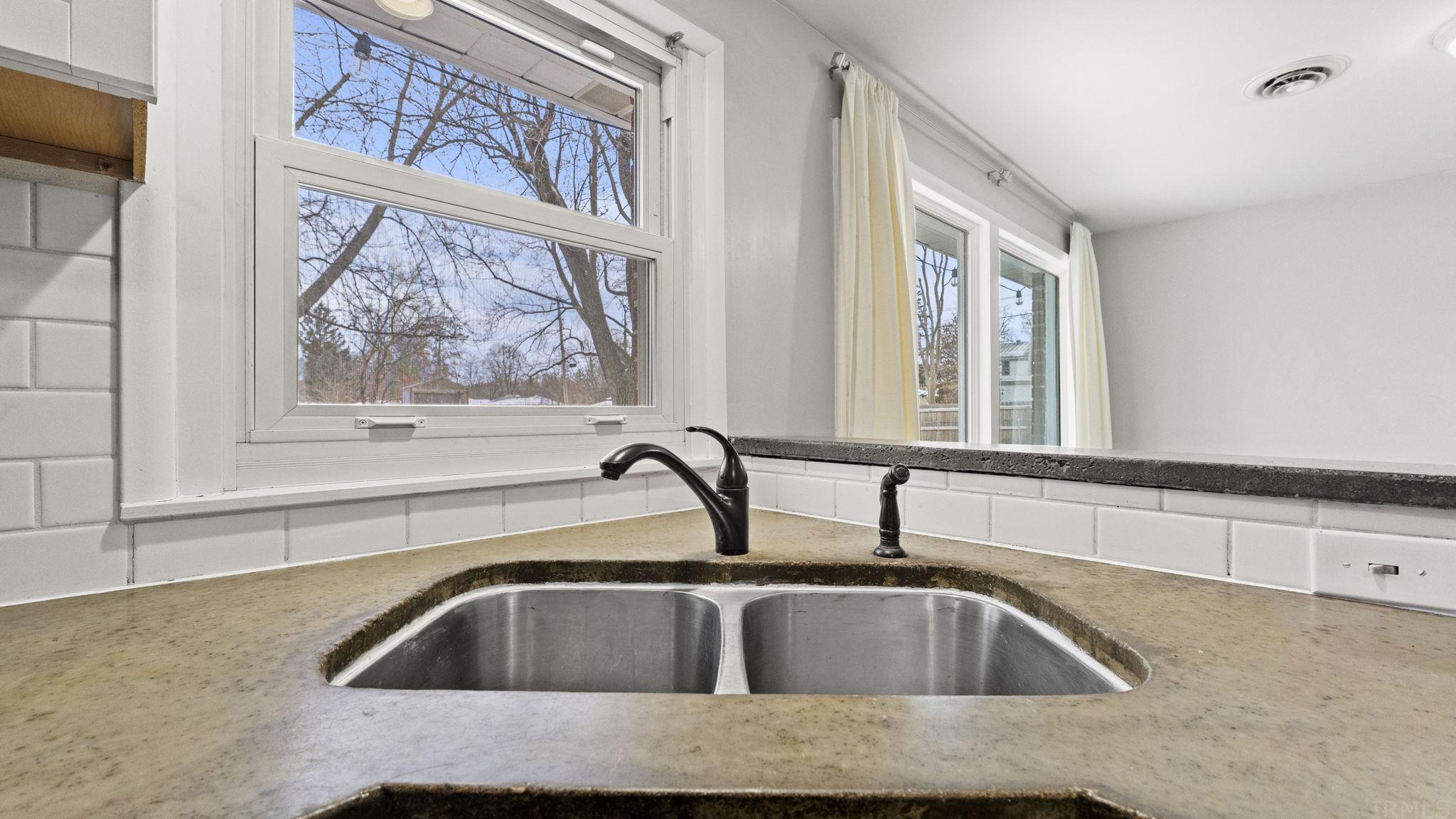 4321 Reed Road Fort Wayne, IN 46815 - Photo 19 of 31 Gallery Image 19