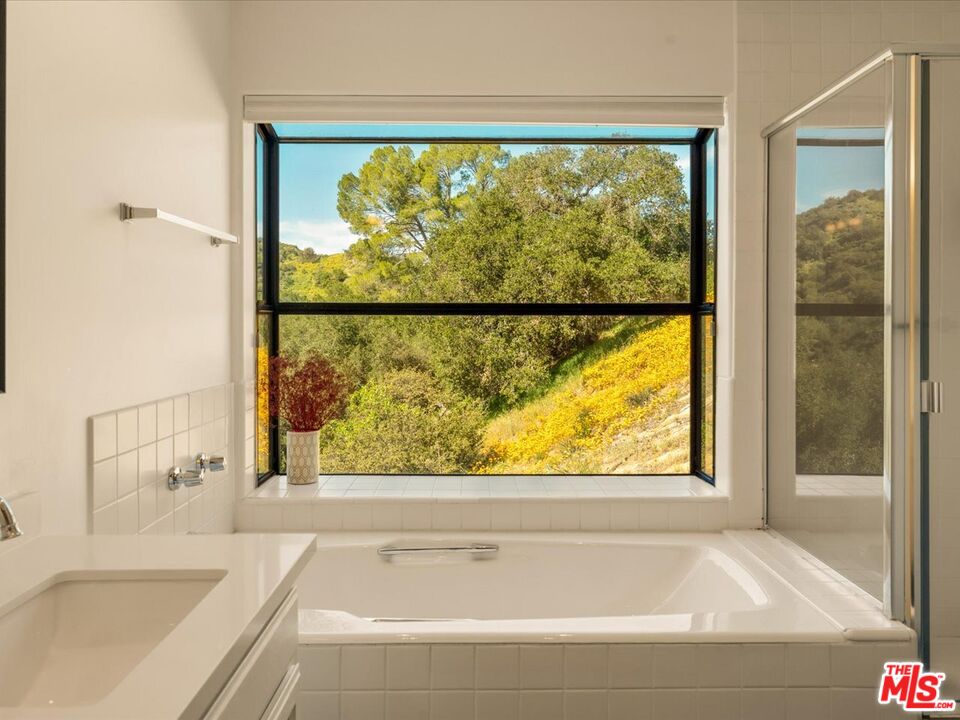 3418 Dorothy Road Topanga, CA 90290 - Photo 20 of 31