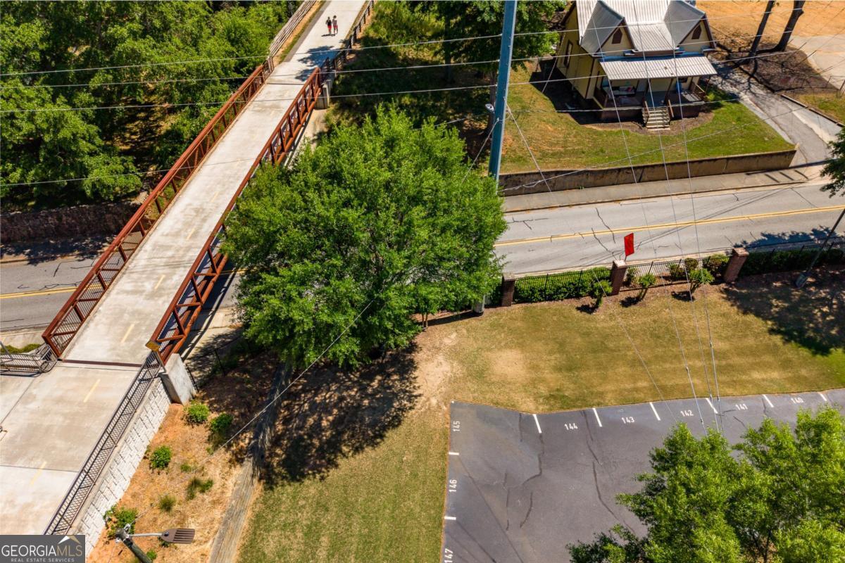 225 Oak Street, Unit 146 Athens, GA 30601 - Photo 3 of 23 a view of outdoor space