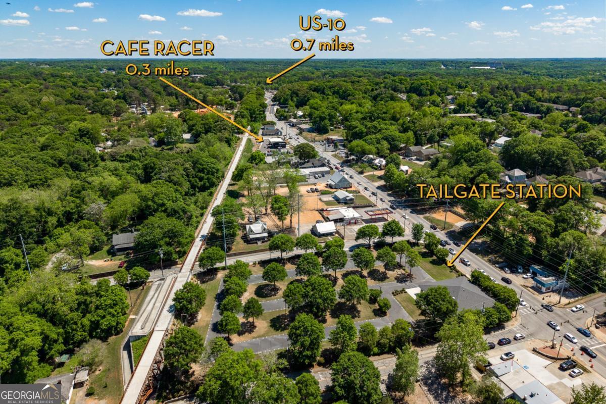225 Oak Street, Unit 146 Athens, GA 30601 - Photo 8 of 23 an aerial view of residential houses with outdoor space