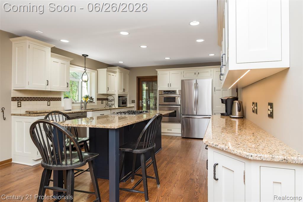 9200 Fox Hollow Road Clarkston, MI 48348 - Photo 7 of 50