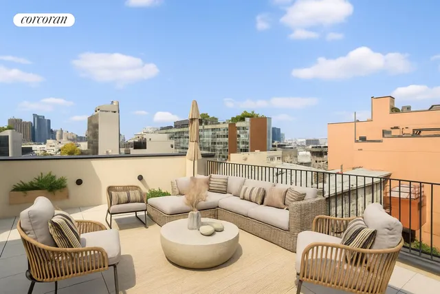 $2,995,000 | 269 Eckford Street, Unit 4A | Greenpoint