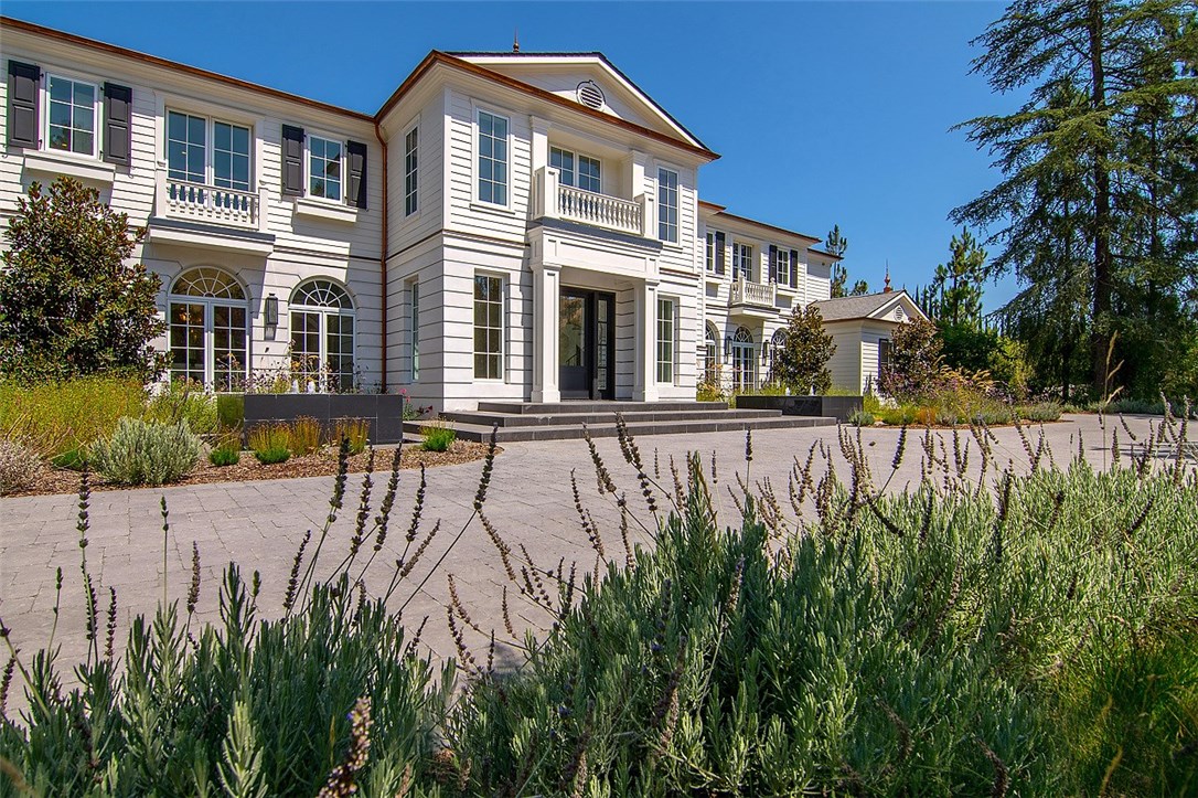 5546 Jed Smith Road Hidden Hills, CA 91302 - Photo 4 of 73 a front view of house with yard and green space