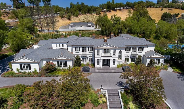 $22,995,000 | 5546 Jed Smith Road, Hidden Hills, CA 91302