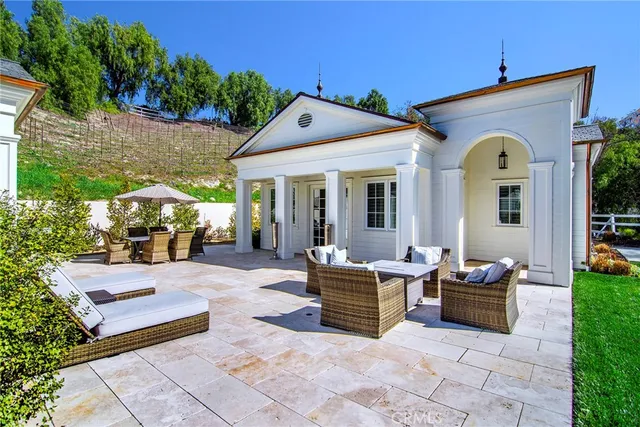 $22,995,000 | 5546 Jed Smith Road, Hidden Hills, CA 91302