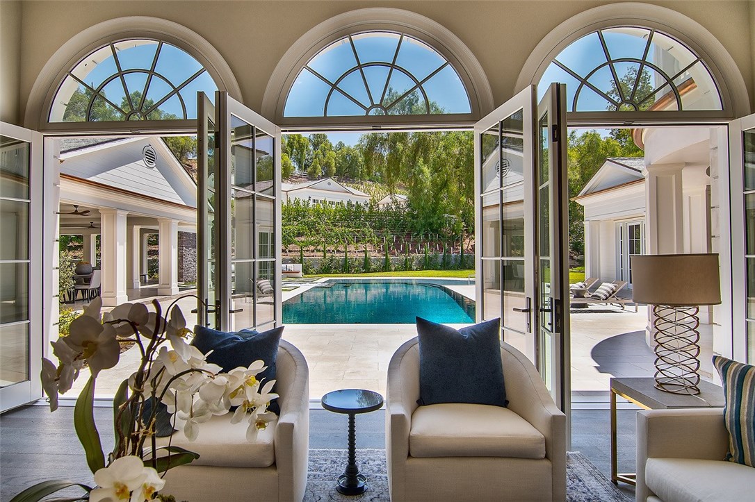 5546 Jed Smith Road Hidden Hills, CA 91302 - Photo 10 of 73