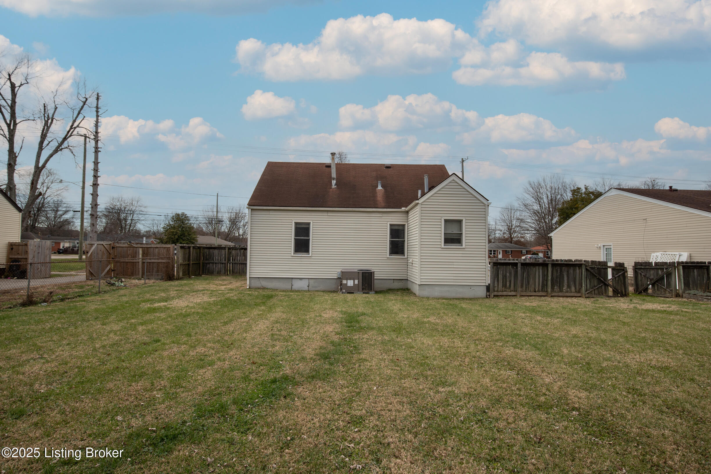8607 Blue Lick Road Louisville, KY 40219 - Photo 9 of 45 8607 Blue Lick--10