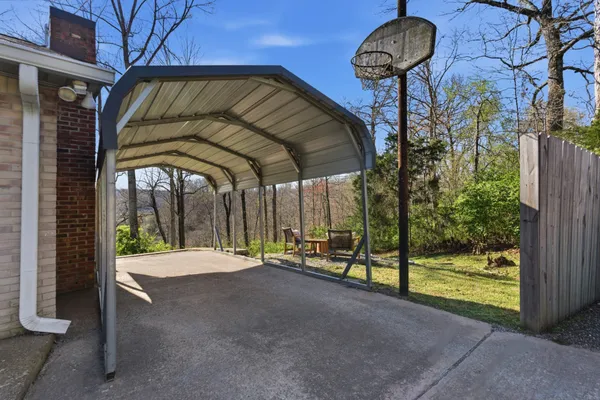 $389,900 | 1030 Pine Bluff Road, Kingston Springs, TN 37082