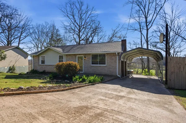 $389,900 | 1030 Pine Bluff Road, Kingston Springs, TN 37082