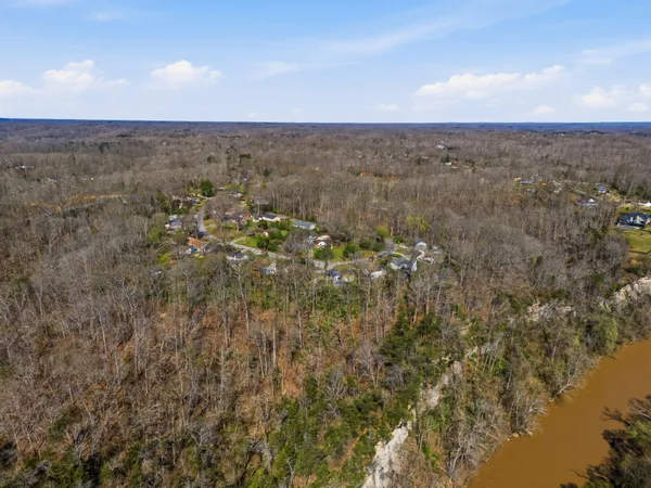 $389,900 | 1030 Pine Bluff Road, Kingston Springs, TN 37082