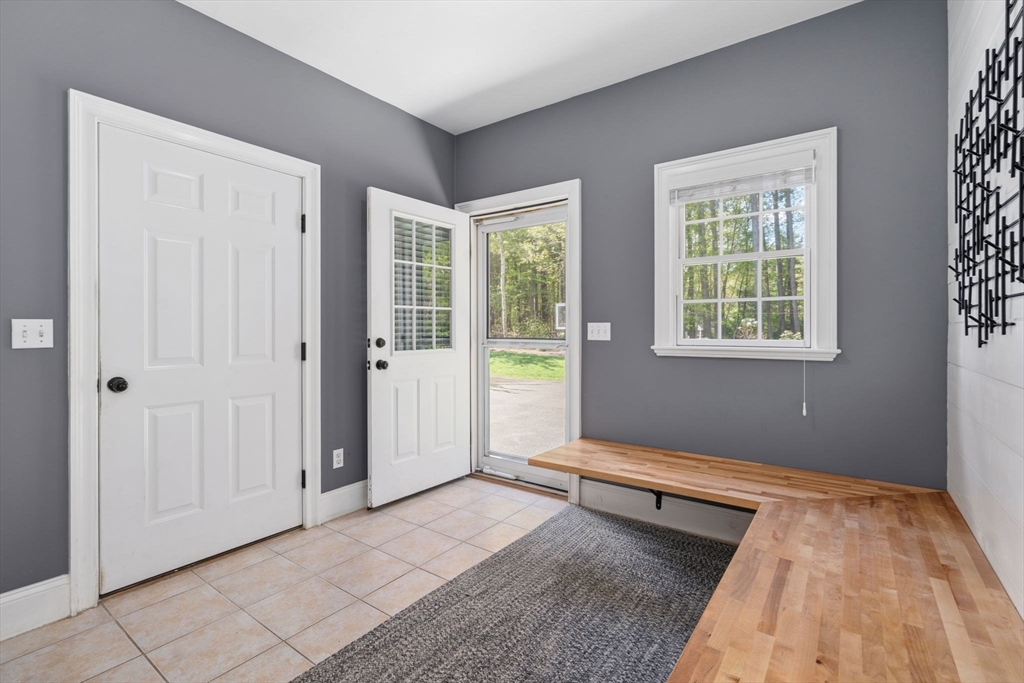 220 Newtown Road Acton, MA 01720 - Photo 14 of 38