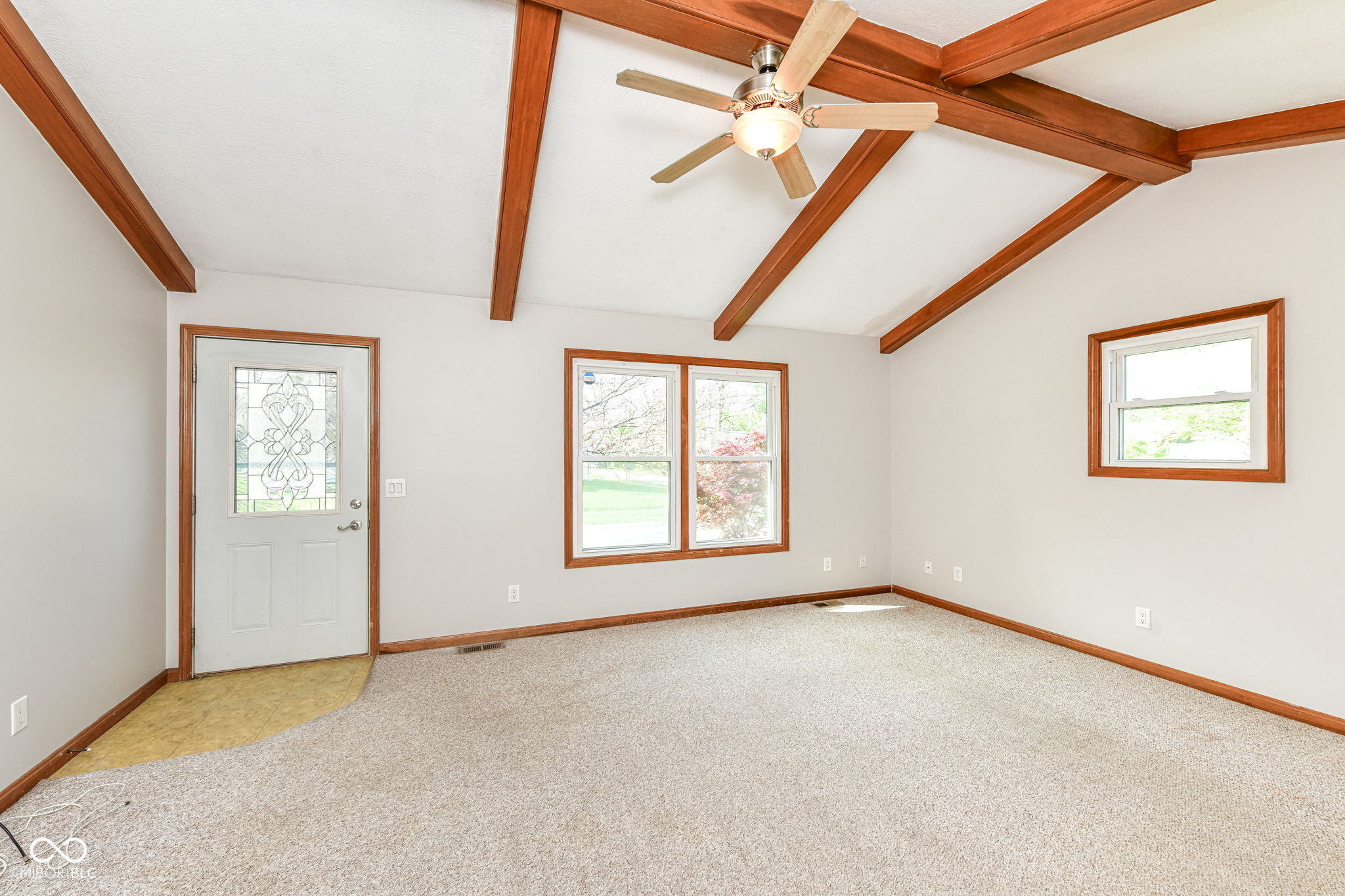 424 Dicks Street Lebanon, IN 46052 - Photo 2 of 32