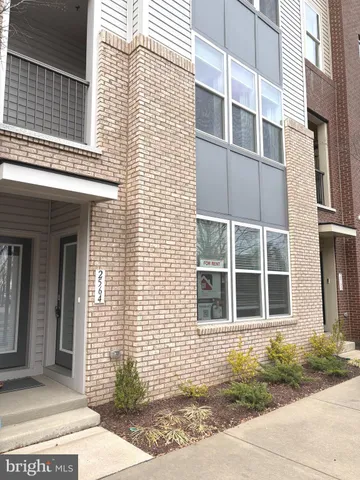 $2,900 | 2564 Neabsco Common Place, Woodbridge, VA 22191