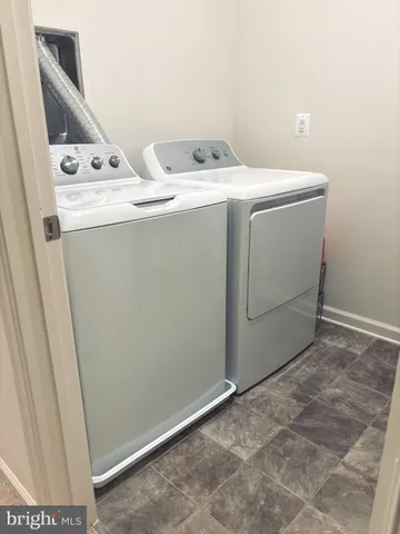 $2,900 | 2564 Neabsco Common Place, Woodbridge, VA 22191