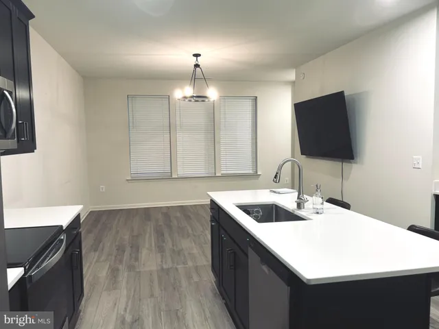 $2,900 | 2564 Neabsco Common Place, Woodbridge, VA 22191