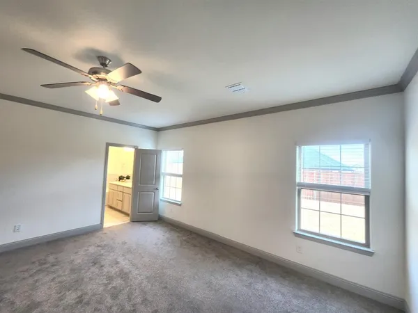 $380,000 | 490 Oak Crk Drive, Lavon, TX 75166