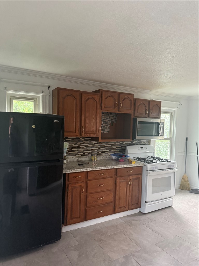 22 Princeton Street Rochester, NY 14605 - Photo 4 of 22