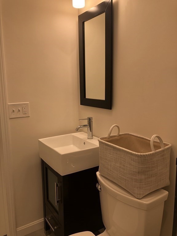 4 Hardwick Street, Unit 3 Cambridge, MA 02141 - Photo 12 of 14