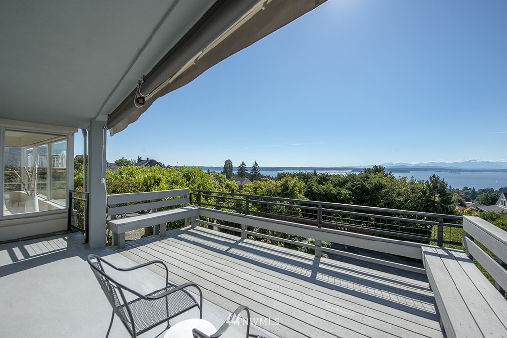6761 38th Avenue Southwest Seattle, WA 98126 - Photo 13 of 40 Gallery Image 13