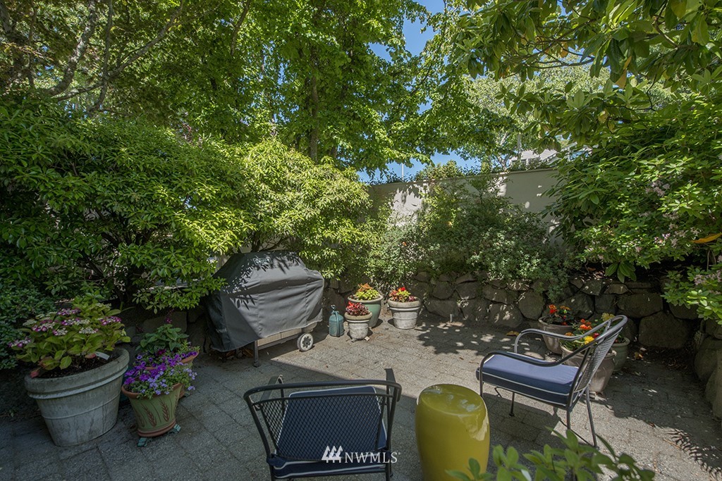 6761 38th Avenue Southwest Seattle, WA 98126 - Photo 17 of 40 Gallery Image 17