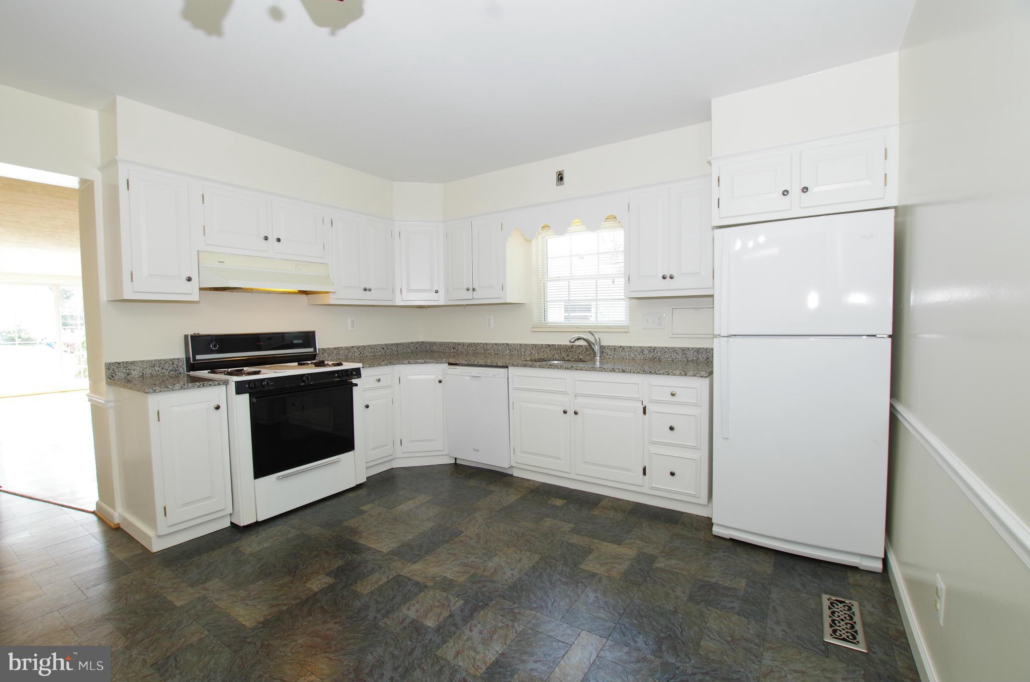 12624 Epping Road Silver Spring, MD 20906 - Photo 11 of 30 Kitchen has Granite Countertop