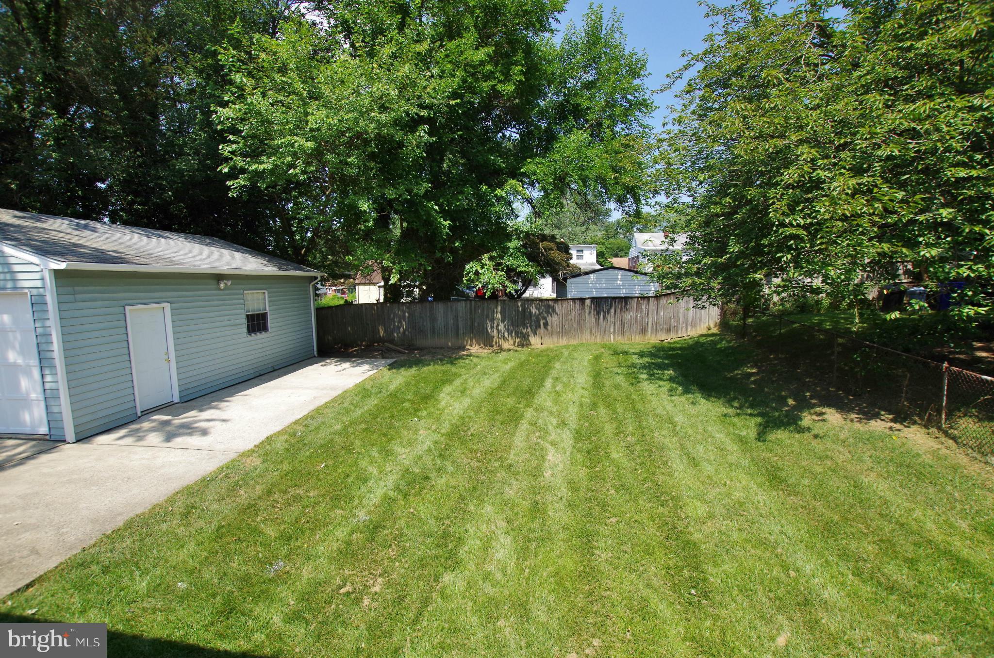 12624 Epping Road Silver Spring, MD 20906 - Photo 27 of 30 View of Back Yard from Covered Deck