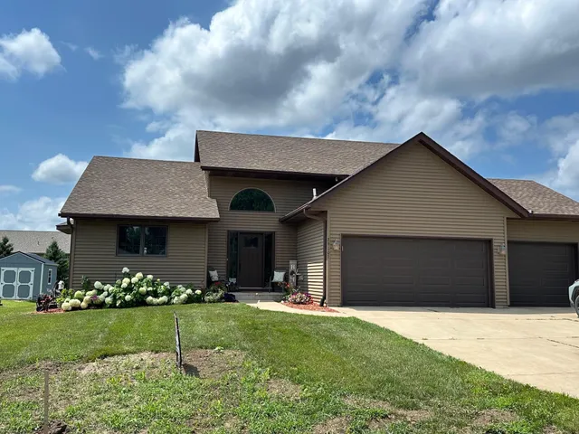 $449,900 | 29107 Danel Avenue, Randolph, MN 55065