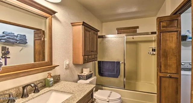 $479,900 | 3361 Whispering Pine Drive, Overgaard, AZ 85933