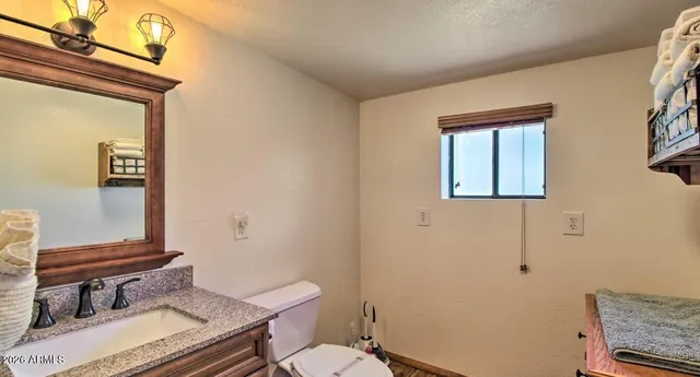 $479,900 | 3361 Whispering Pine Drive, Overgaard, AZ 85933