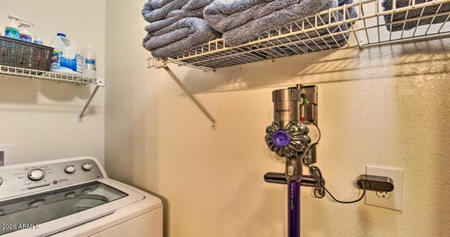 $479,900 | 3361 Whispering Pine Drive, Overgaard, AZ 85933