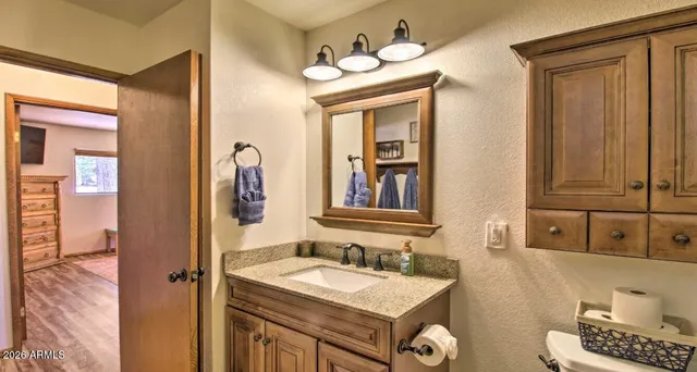 $479,900 | 3361 Whispering Pine Drive, Overgaard, AZ 85933