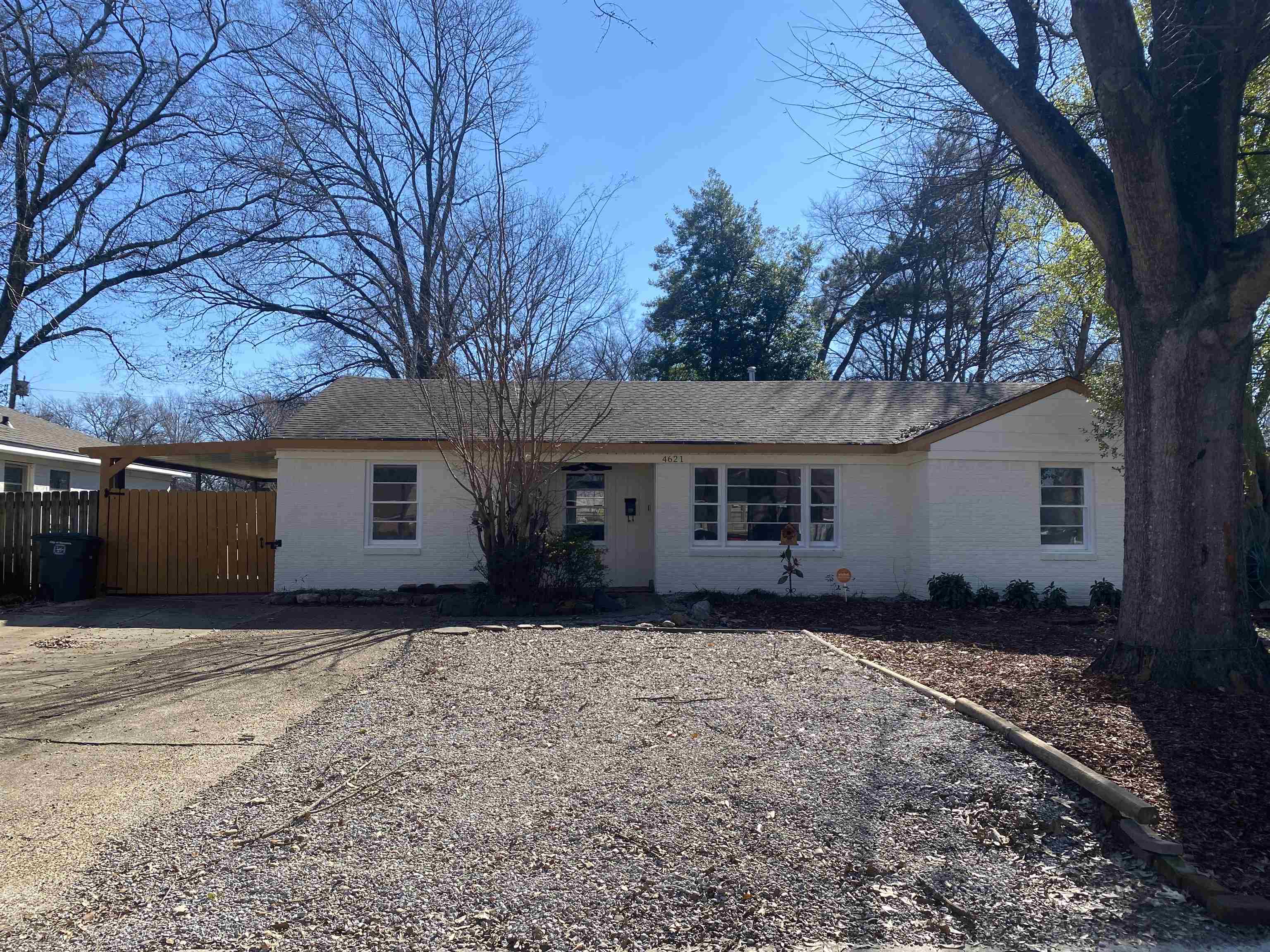 4621 Boyce Road Memphis, TN 38117 - Photo 1 of 25 a house view with a sitting space