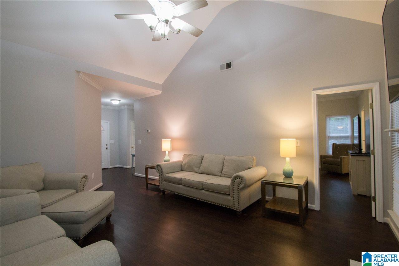 833 Daventry Lane Calera, AL 35040 - Photo 4 of 33